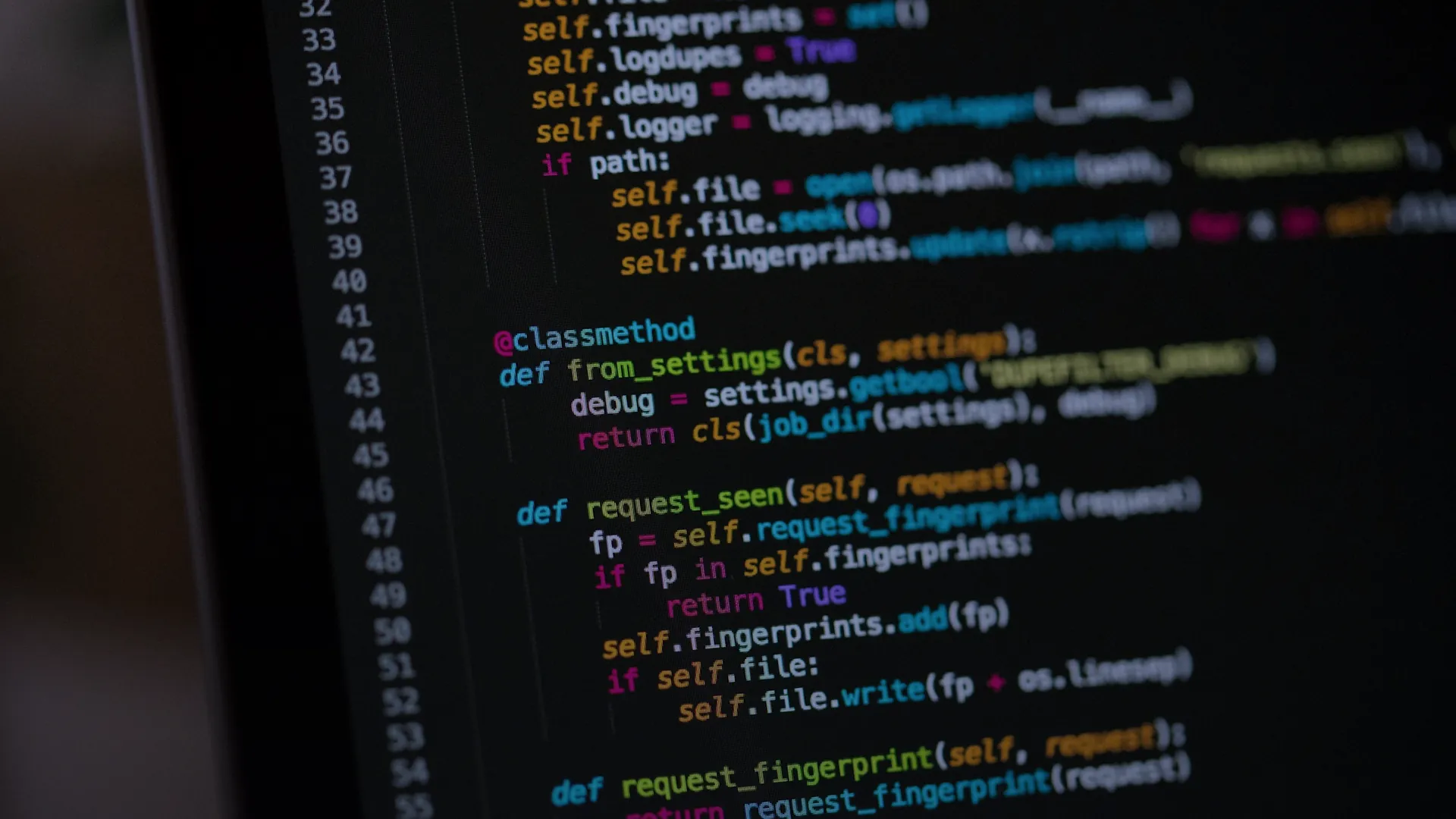 A large-scale computational environment with an expanding volume of information.